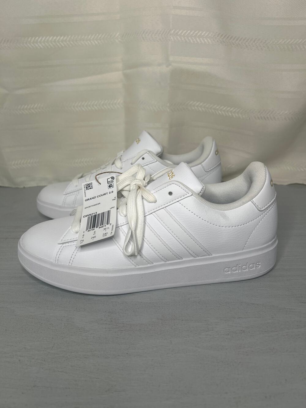 Adidas Grand Court 2.0 Sneakers White Womens Size 7.5 Cloudfoam